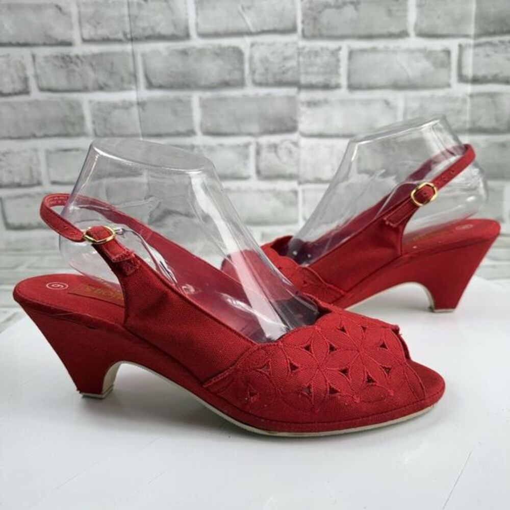 Variations Vintage Women's Size 9 Red Canvas Slingback Open Toe Kitten Heel Pump